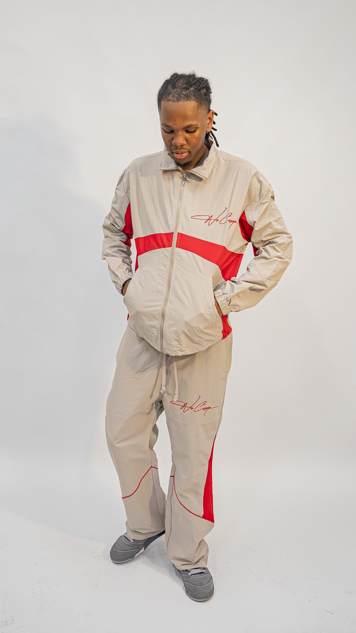 Windbreaker Track pants grey+red