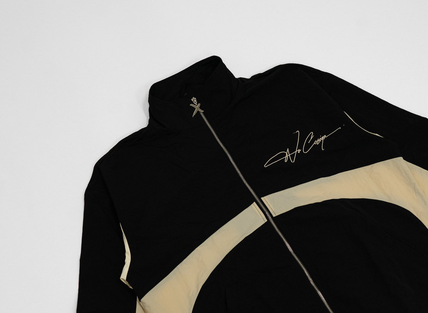 Windbreaker zip up black+cream