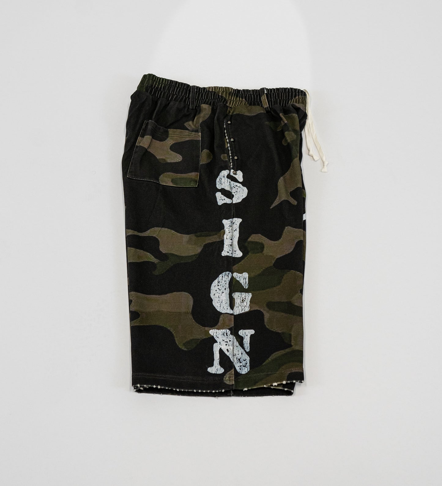 “SIGN” sweatshorts camo colorway